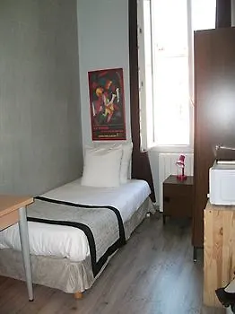 Hotel Aparthotel Ajoupa 2*